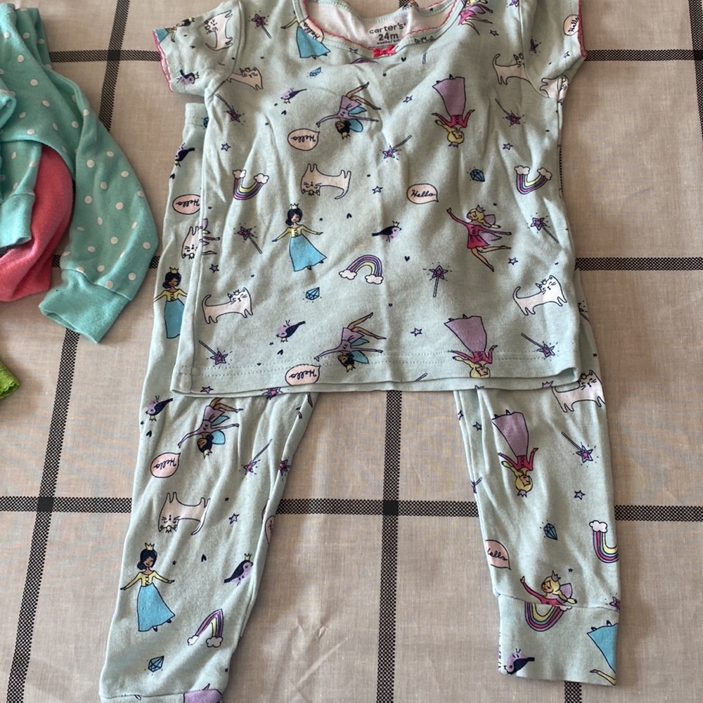 3 pjs - Picture 4 of 4